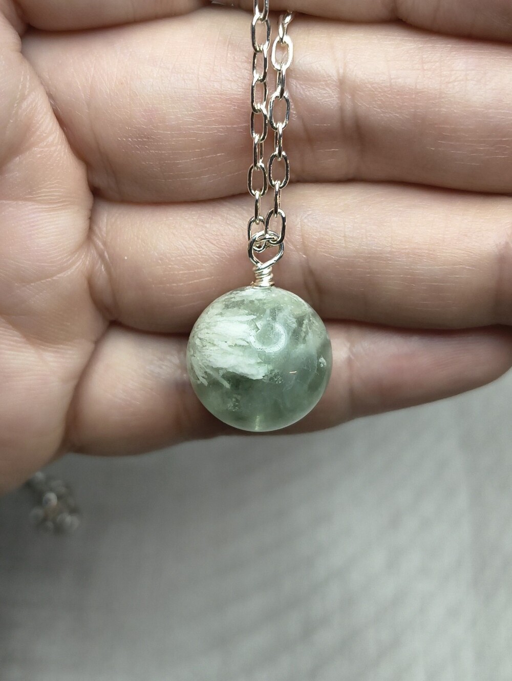 High Quality 16mm Feather Fluorite Statement Bracelet And Necklace Set - Picture 9 of 12